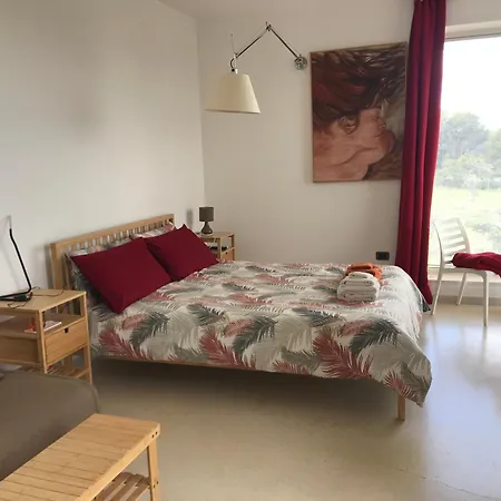 Tenuta Valle Dell Idro Otranto 3*