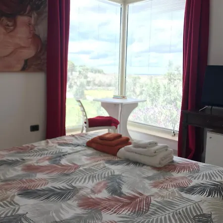 Bed & Breakfast Tenuta Valle Dell Idro Otranto Con Piscina *