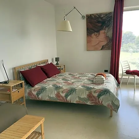 Tenuta Valle Dell Idro Otranto 3*