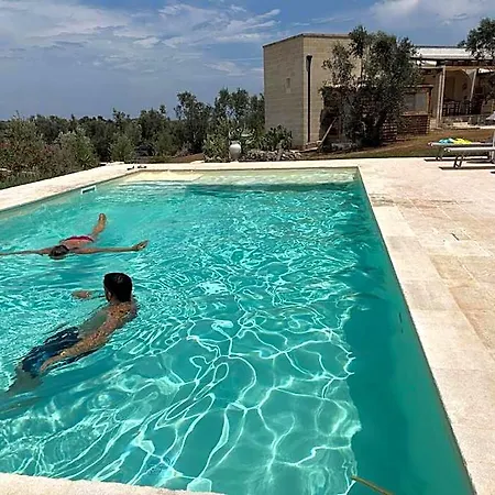 Tenuta Valle Dell Idro Otranto 3*