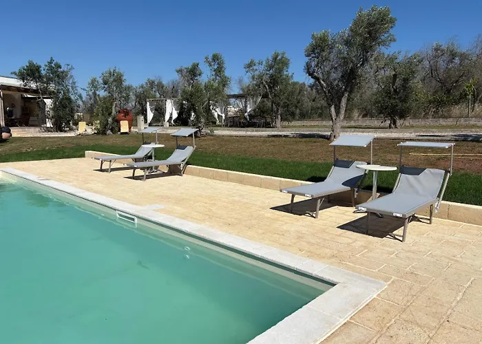 Tenuta Valle Dell Idro Otranto Bed & Breakfast 3*